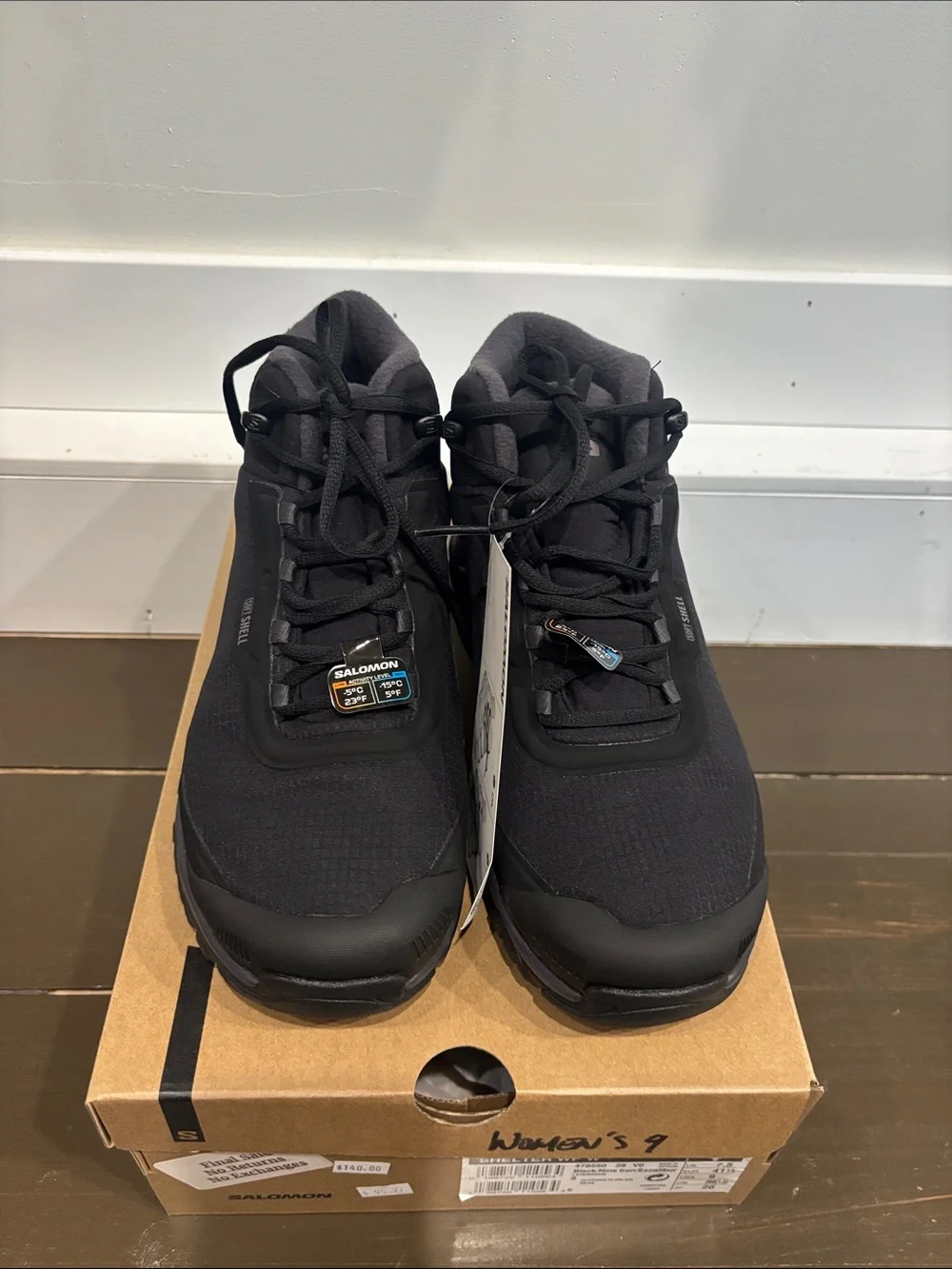 Salomon women’s shelter waterproof boot black size 9 new with box